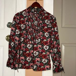 Floral collared, long sleeve shirt